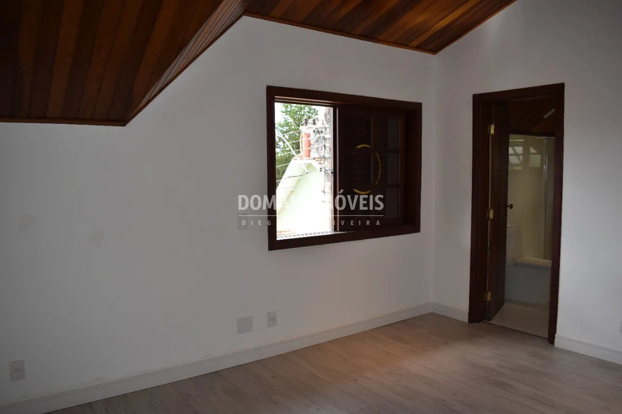 Casa à venda de 390 m² em Campos do Jordão, SP, Brasil