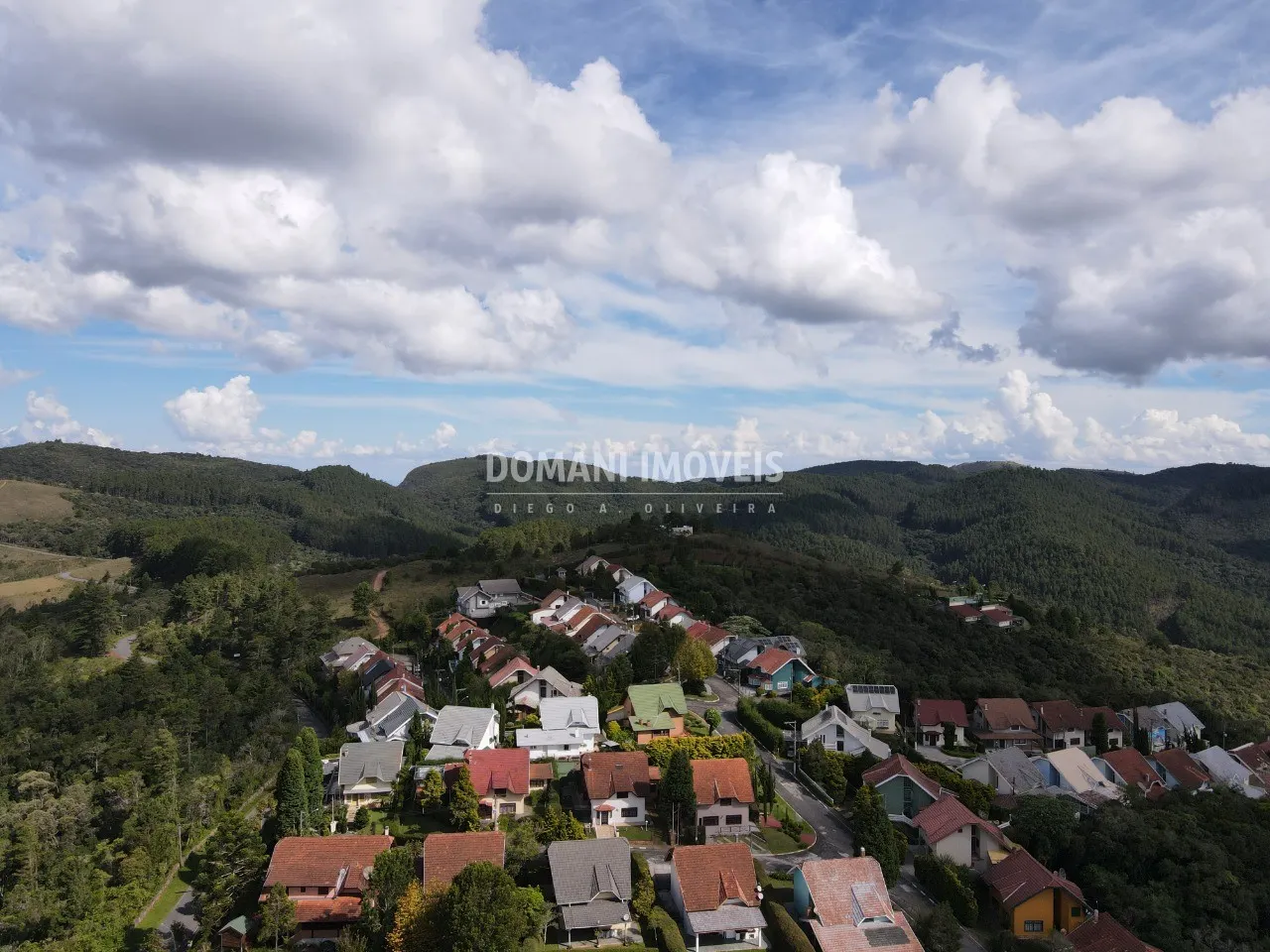 Casa à venda de 390 m² em Campos do Jordão, SP, Brasil