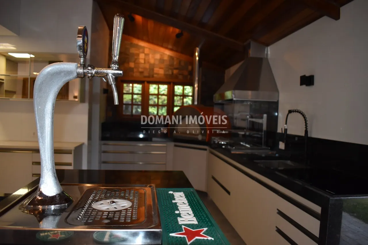 Casa à venda de 390 m² em Campos do Jordão, SP, Brasil