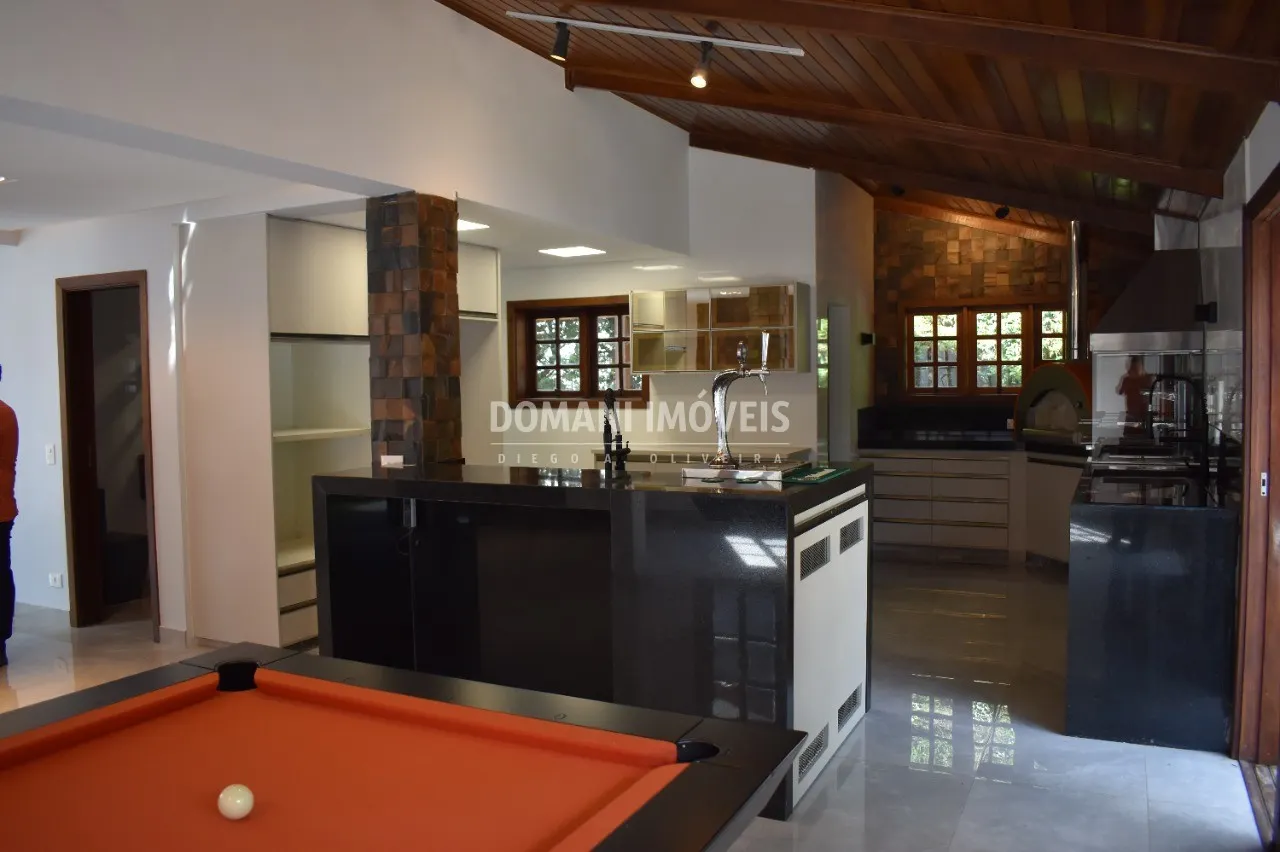 Casa à venda de 390 m² em Campos do Jordão, SP, Brasil