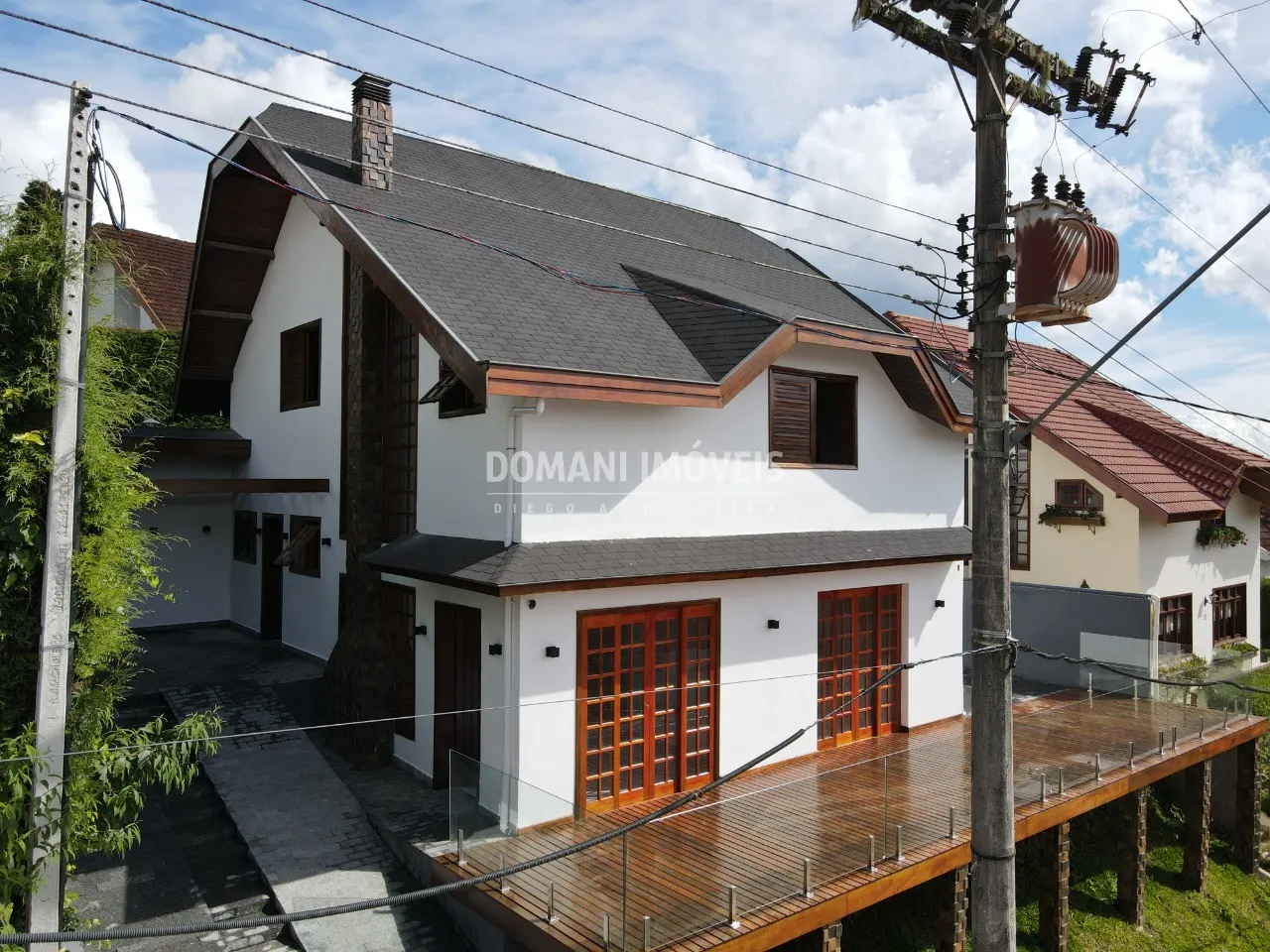 Casa à venda de 390 m² em Campos do Jordão, SP, Brasil