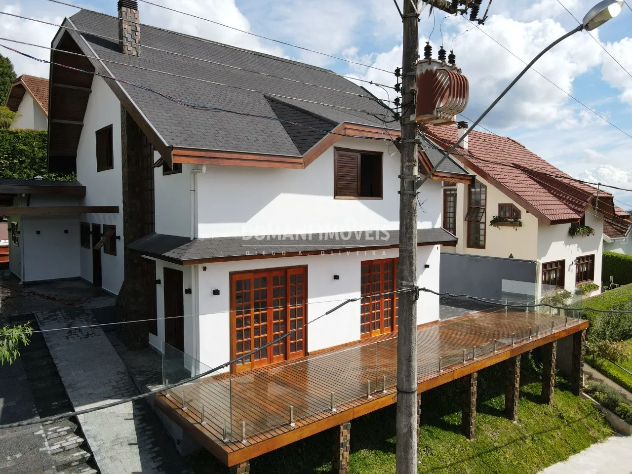 Casa à venda de 390 m² em Campos do Jordão, SP, Brasil