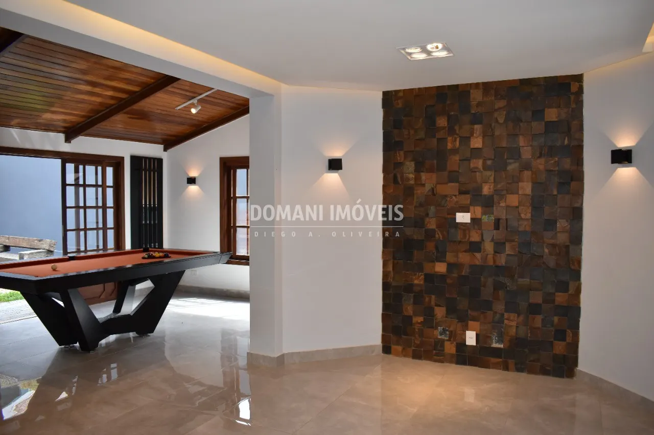 Casa à venda de 390 m² em Campos do Jordão, SP, Brasil
