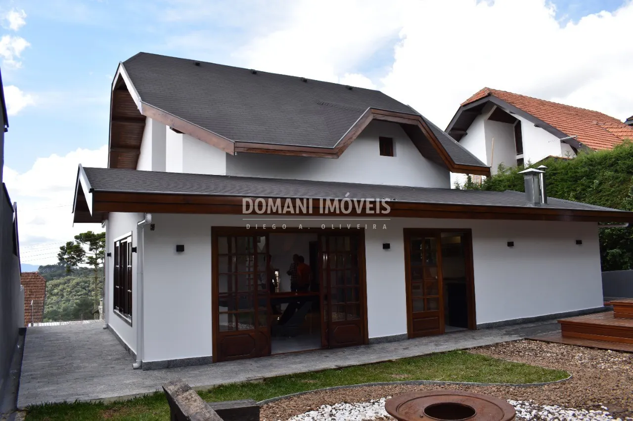 Casa à venda de 390 m² em Campos do Jordão, SP, Brasil