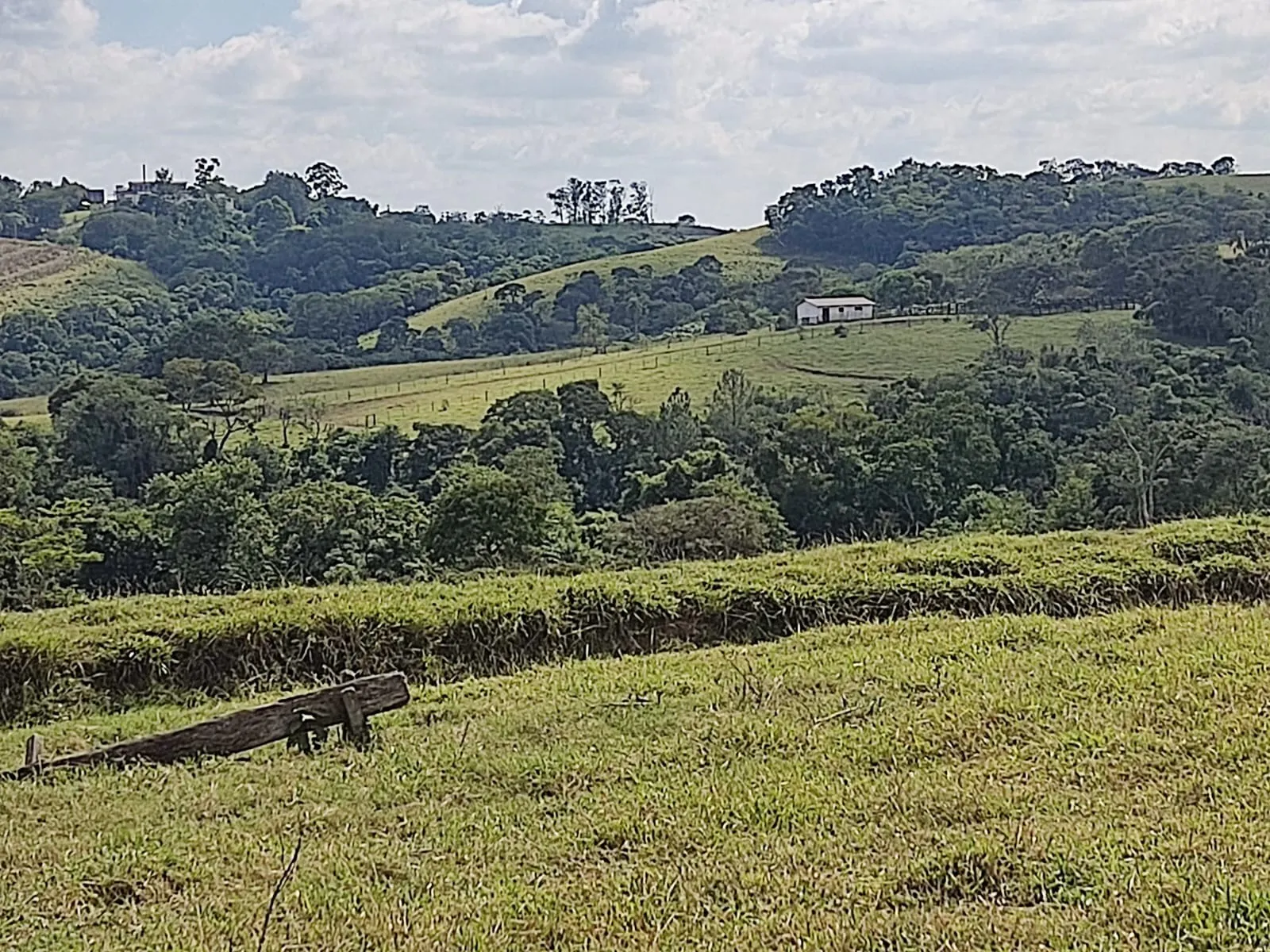 Fazenda à venda de 102 ha em Angatuba, SP, Brasil