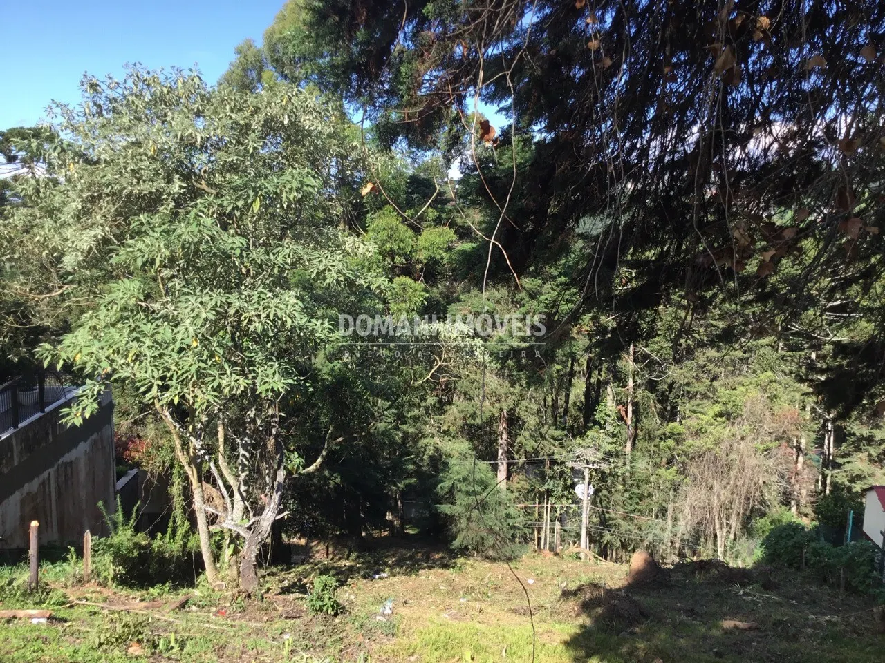 Terreno à venda de 920 m² em Campos do Jordão, SP, Brasil