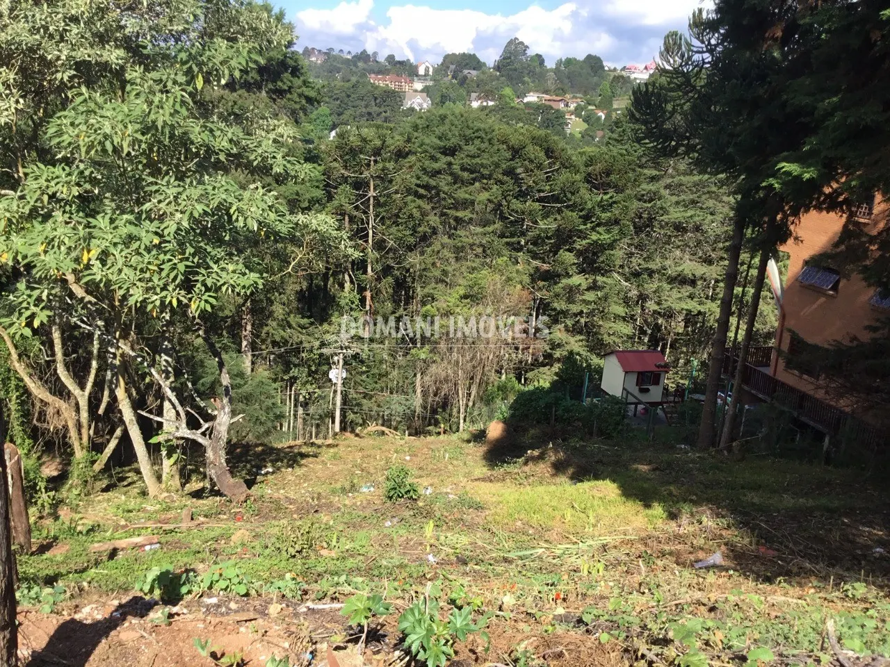Terreno à venda de 920 m² em Campos do Jordão, SP, Brasil