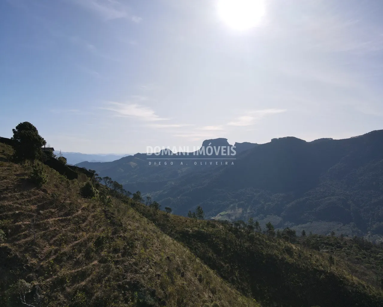 Terreno à venda de 2.350 m² em Campos do Jordão, SP, Brasil