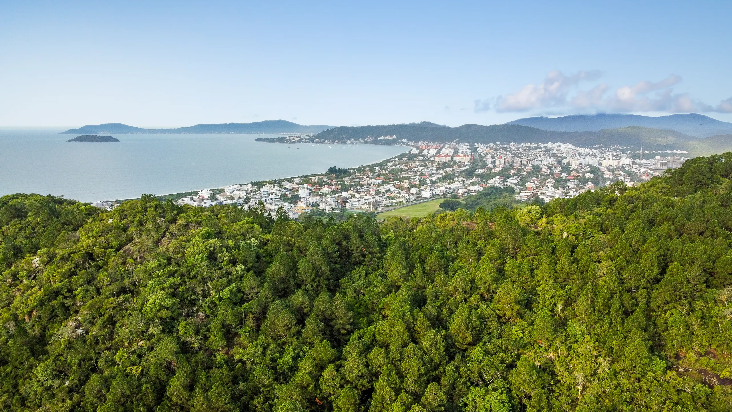 Terreno à venda de 8.000 m² em Florianópolis, SC, Brasil