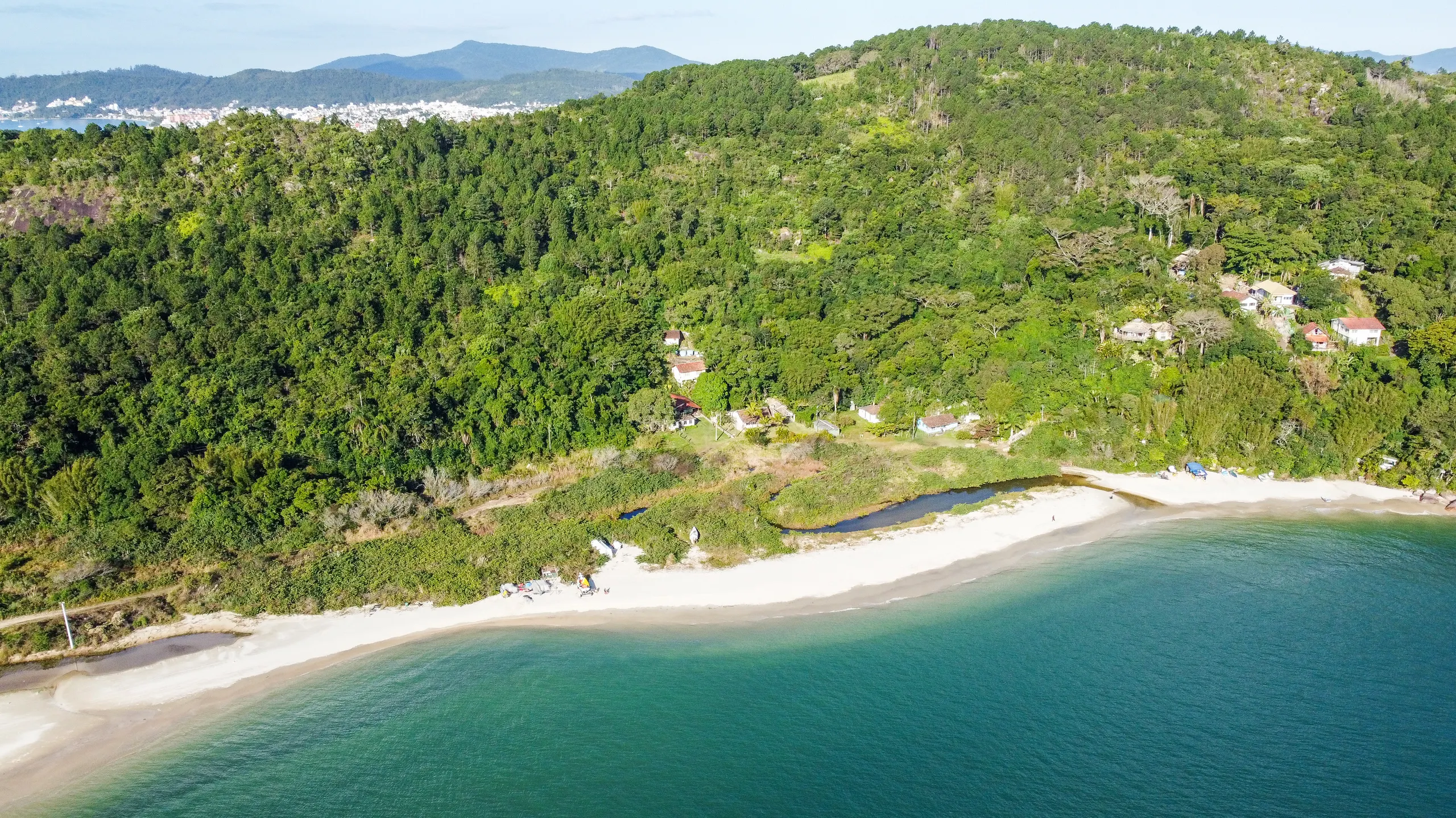 Terreno à venda de 8.000 m² em Florianópolis, SC, Brasil