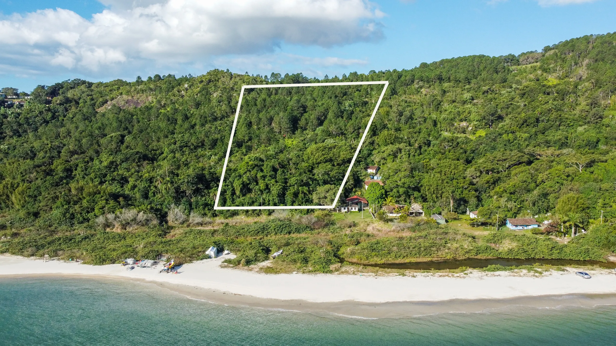 Terreno à venda de 8.000 m² em Florianópolis, SC, Brasil