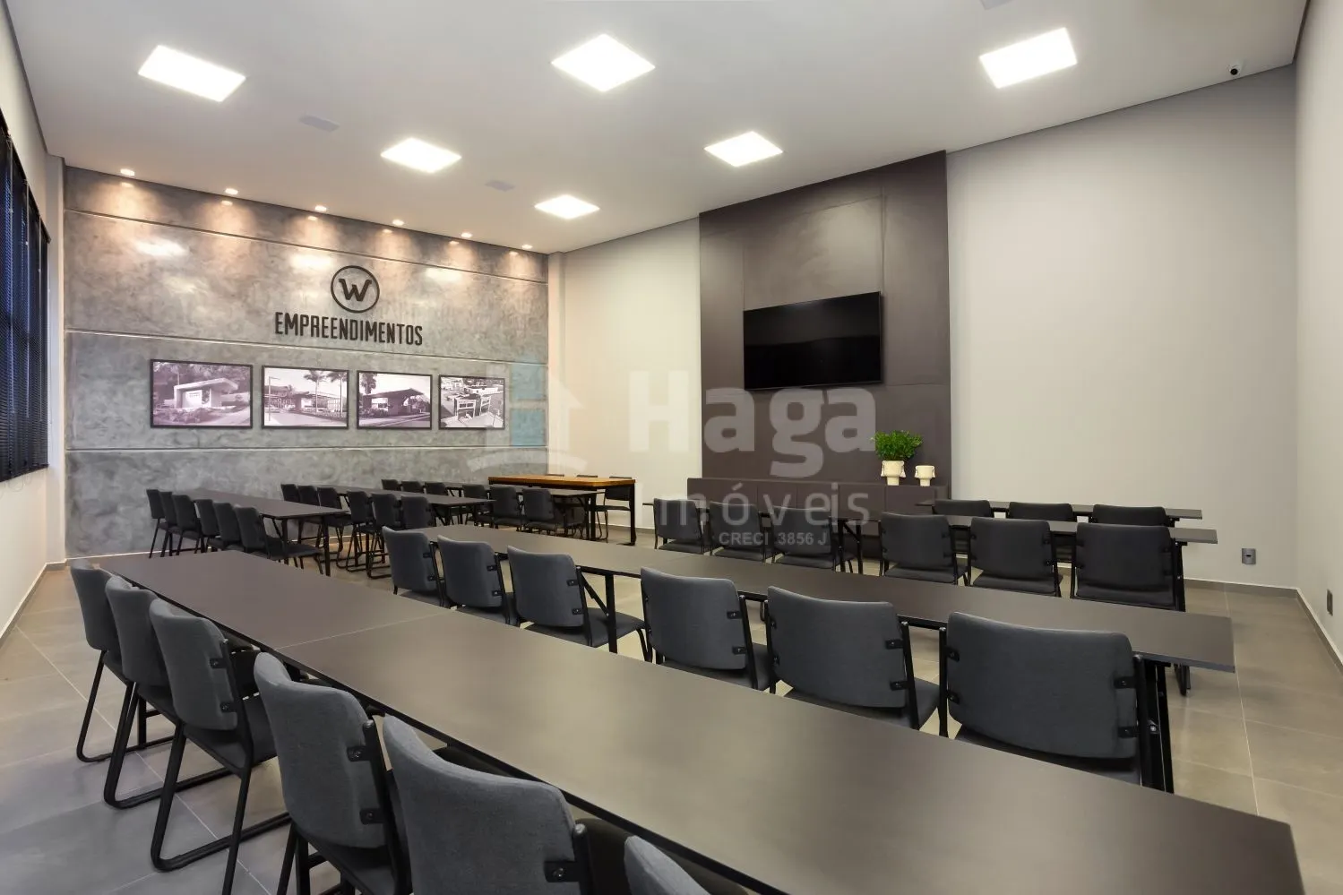 Terreno à venda de 375 m² em Brusque, SC, Brasil