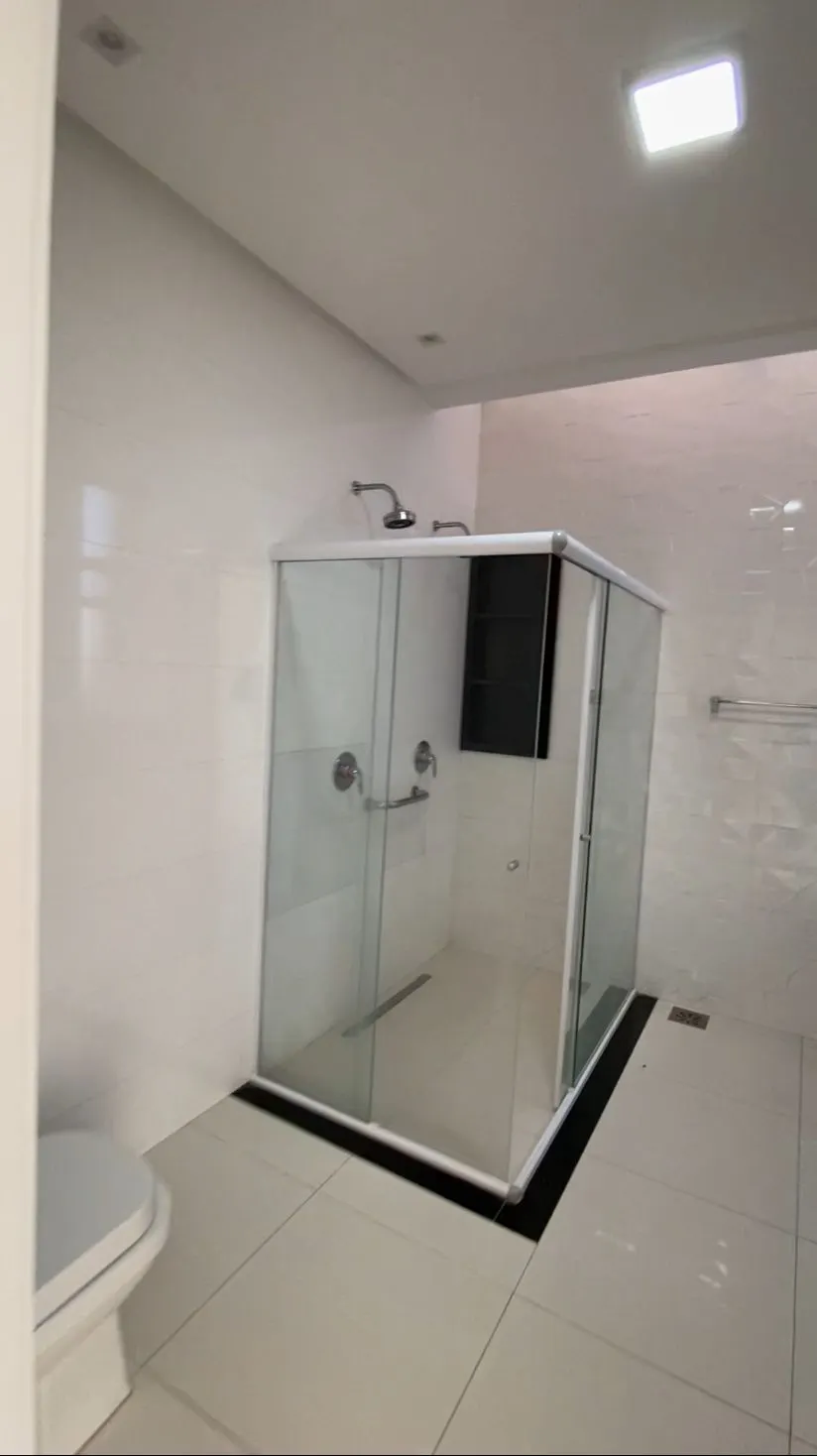 Casa à venda de 566 m² em Goiânia, GO, Brasil