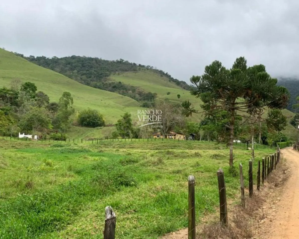 Fazenda à venda de 56 ha em Pindamonhangaba, SP, Brasil