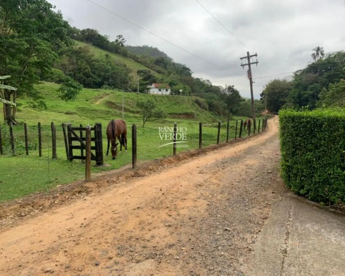 Fazenda à venda de 56 ha em Pindamonhangaba, SP, Brasil