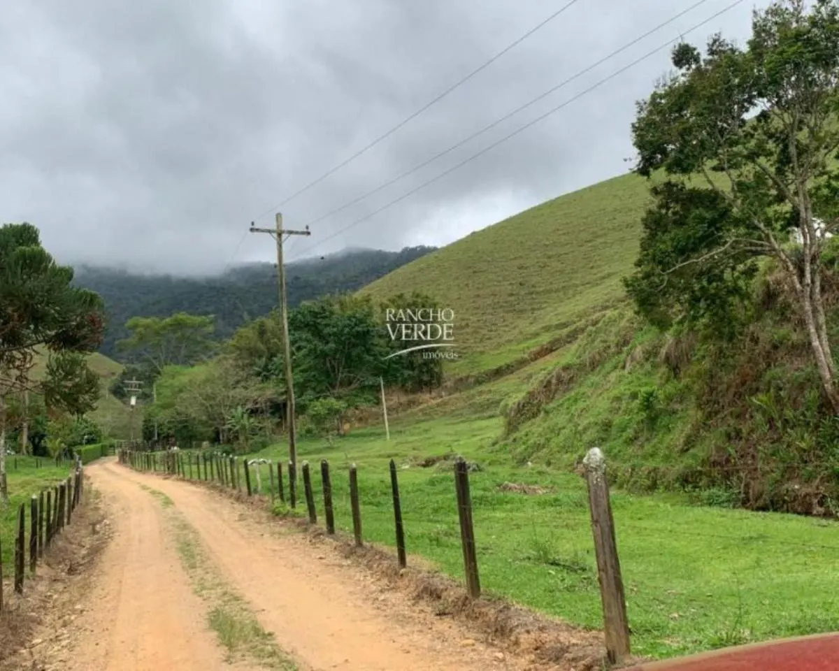 Fazenda à venda de 56 ha em Pindamonhangaba, SP, Brasil