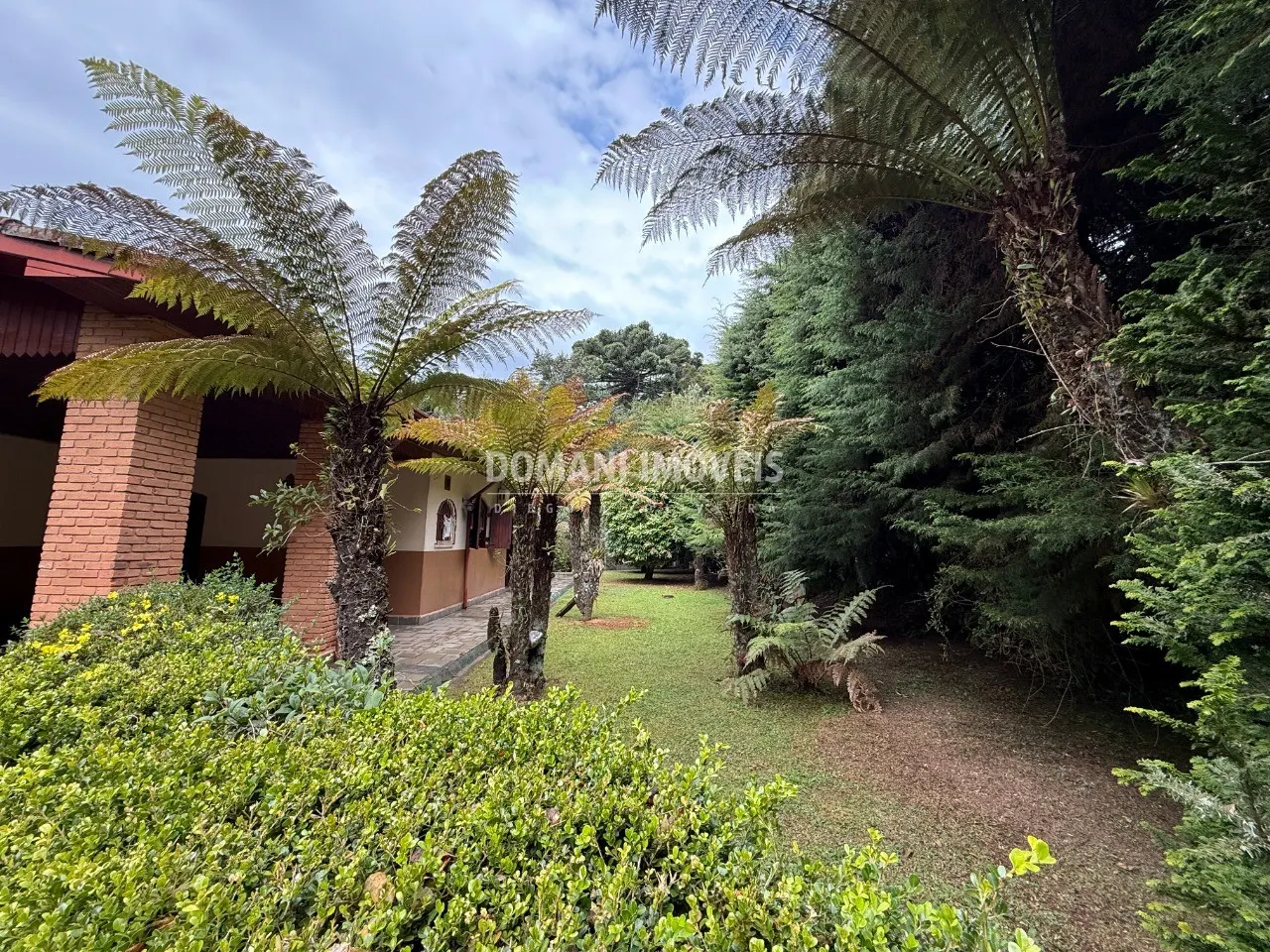 House for sale of 2,040 m² in Campos do Jordão, SP, Brazil