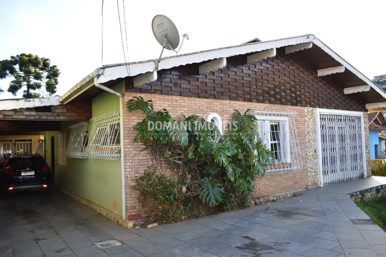 Casa à venda de 380 m² em Campos do Jordão, SP, Brasil
