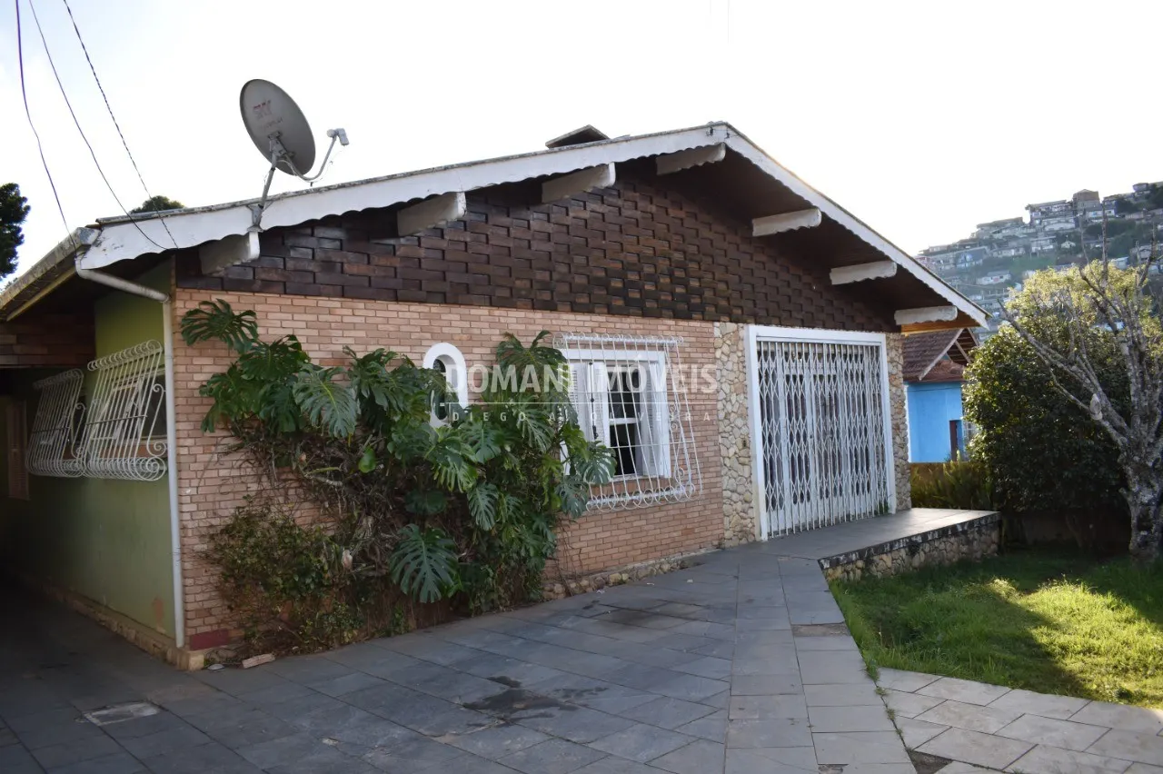 Casa à venda de 380 m² em Campos do Jordão, SP, Brasil