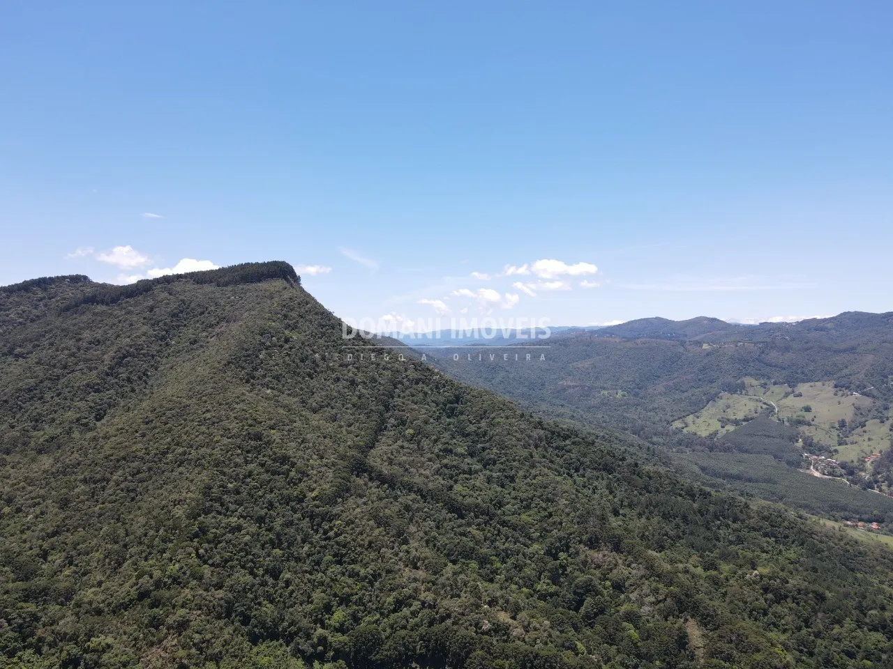 Small farm for sale of 57 acres in São Bento do Sapucaí, SP, Brazil