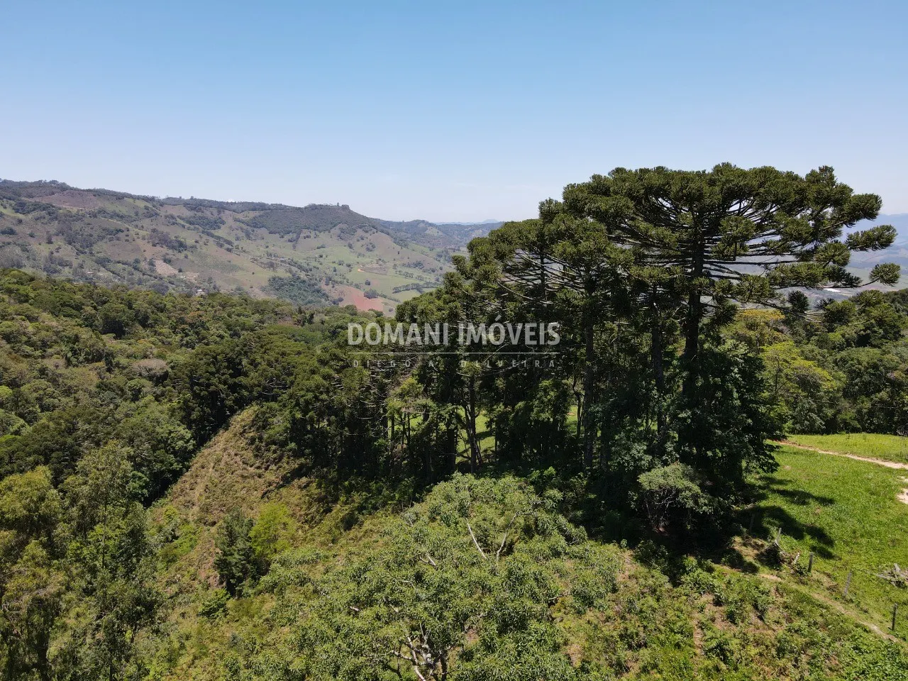 Small farm for sale of 57 acres in São Bento do Sapucaí, SP, Brazil