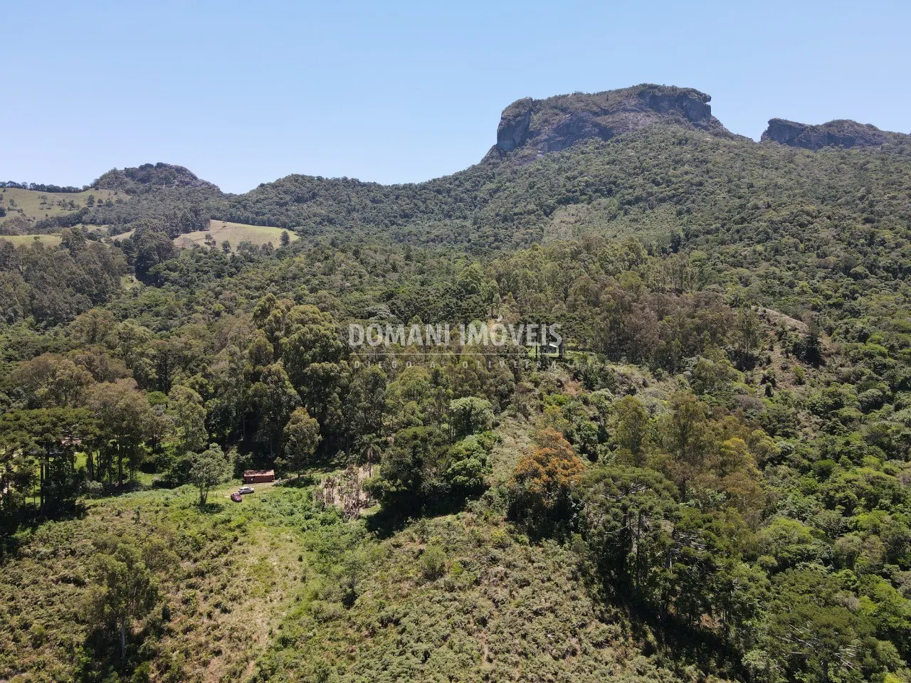 Small farm for sale of 57 acres in São Bento do Sapucaí, SP, Brazil