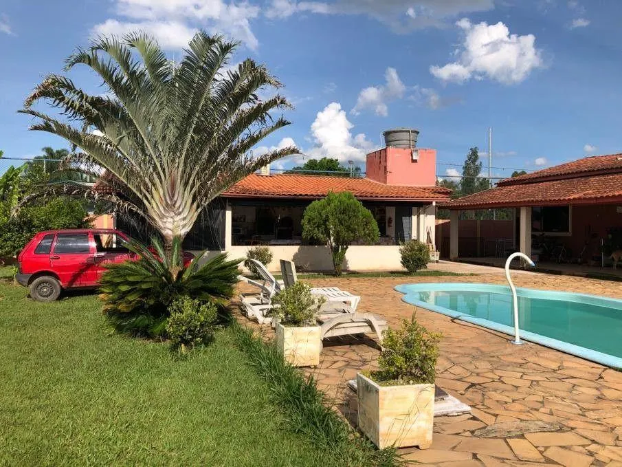 Chácara à venda de 1.000 m² em Pouso Alegre, MG, Brasil