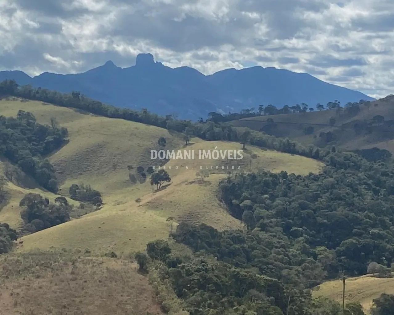 Sítio à venda de 24 ha em Sapucaí-Mirim, MG, Brasil