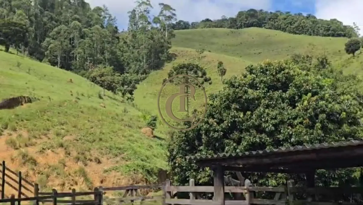 Fazenda à venda de 250 ha em Paraibuna, SP, Brasil