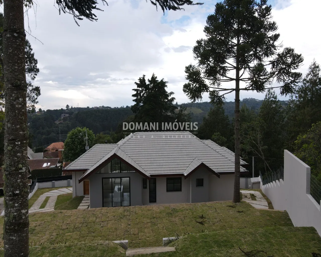 Casa à venda de 1.110 m² em Campos do Jordão, SP, Brasil