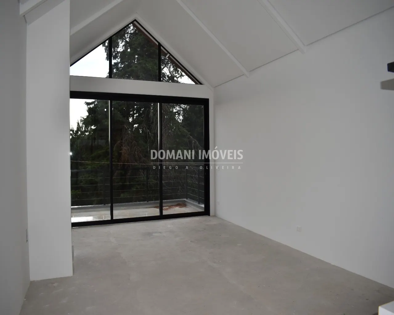 Casa à venda de 1.110 m² em Campos do Jordão, SP, Brasil