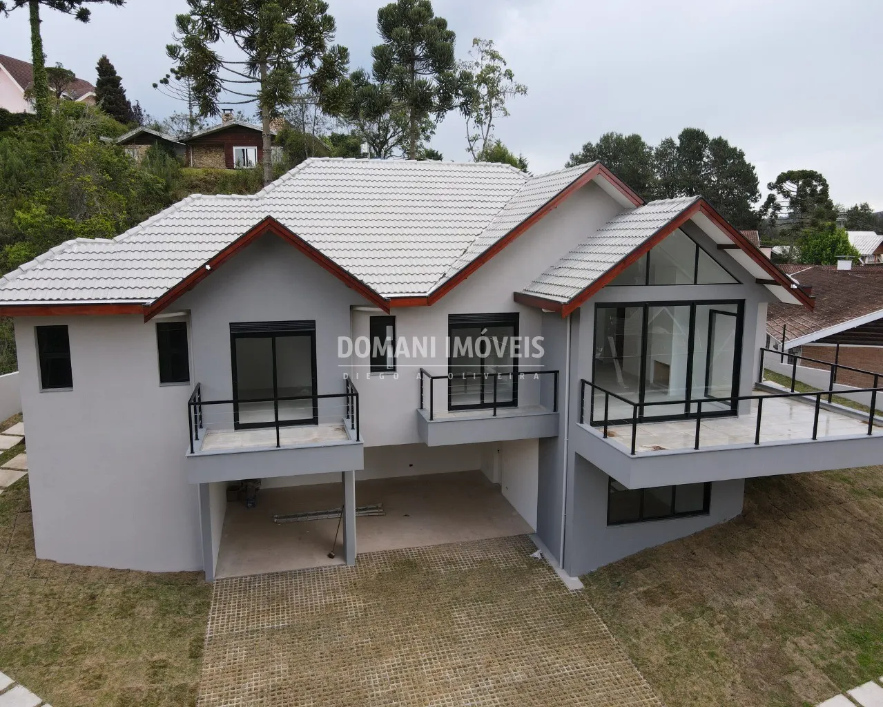 Casa à venda de 1.110 m² em Campos do Jordão, SP, Brasil