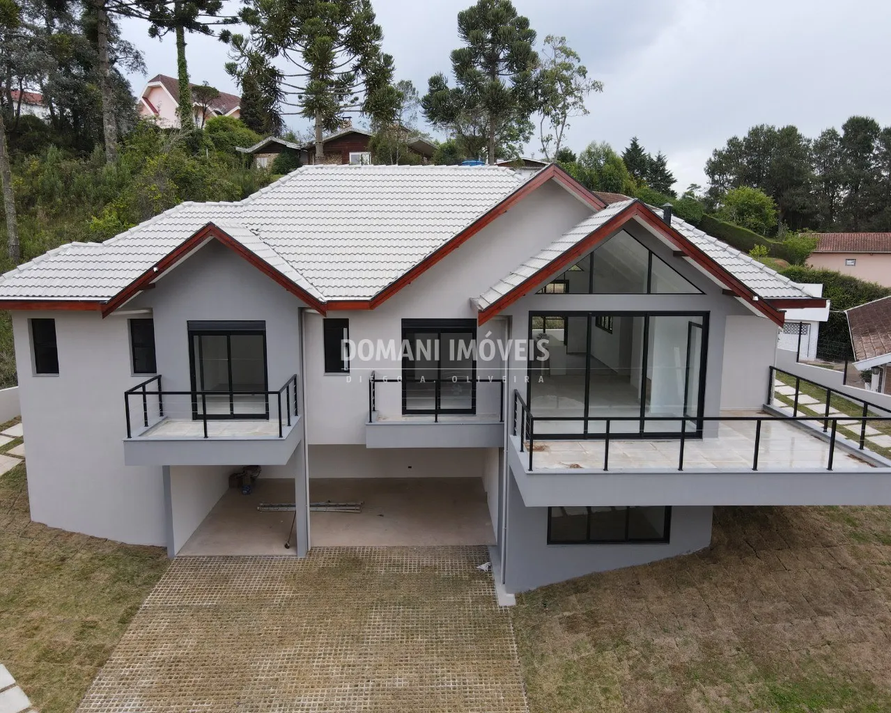 Casa à venda de 1.110 m² em Campos do Jordão, SP, Brasil