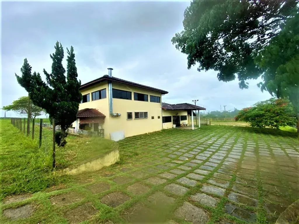 Haras à venda de 10 ha em Caçapava, SP, Brasil