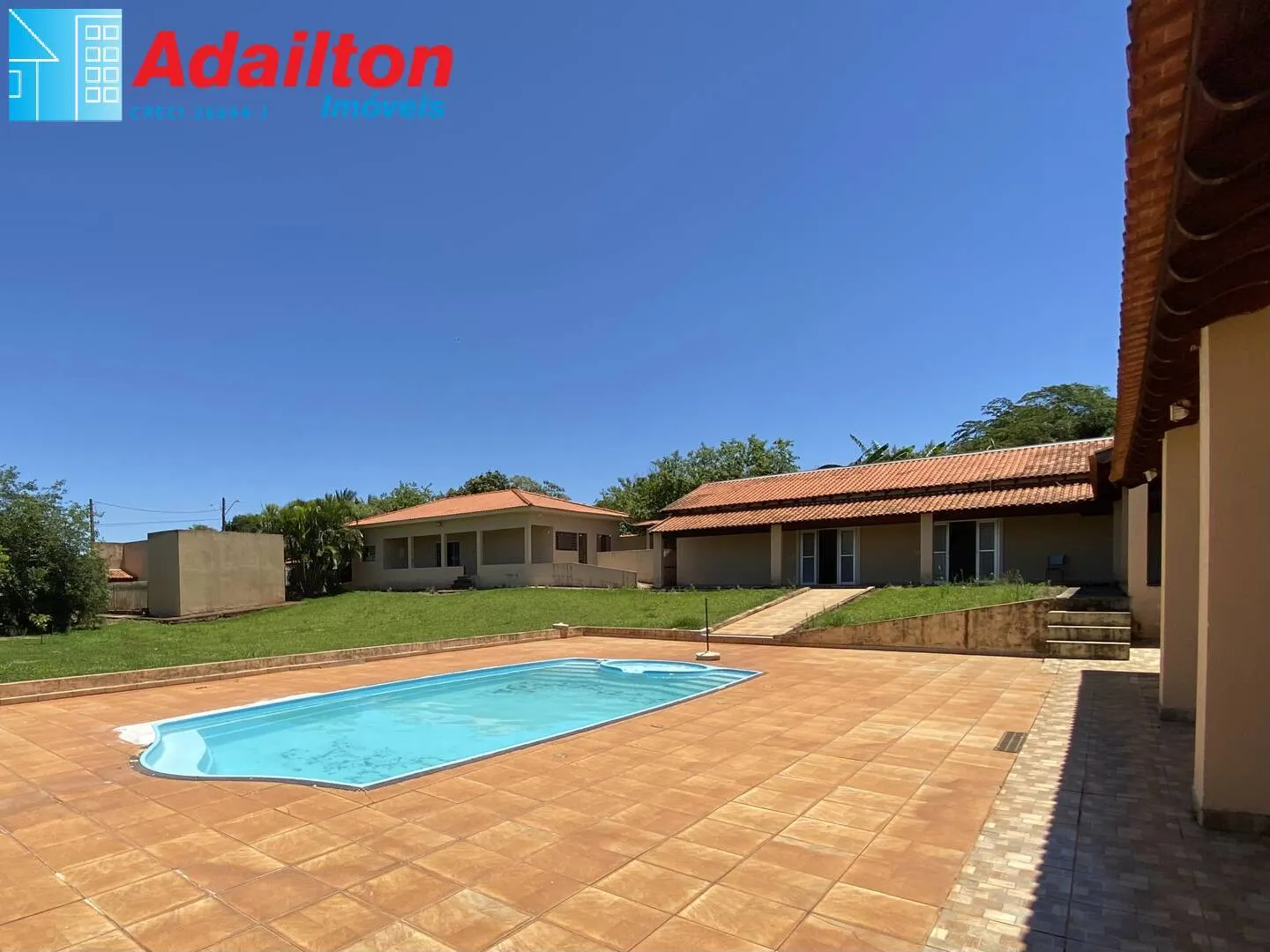 Country home for sale of 2,000 m² in Piraju, SP, Brazil