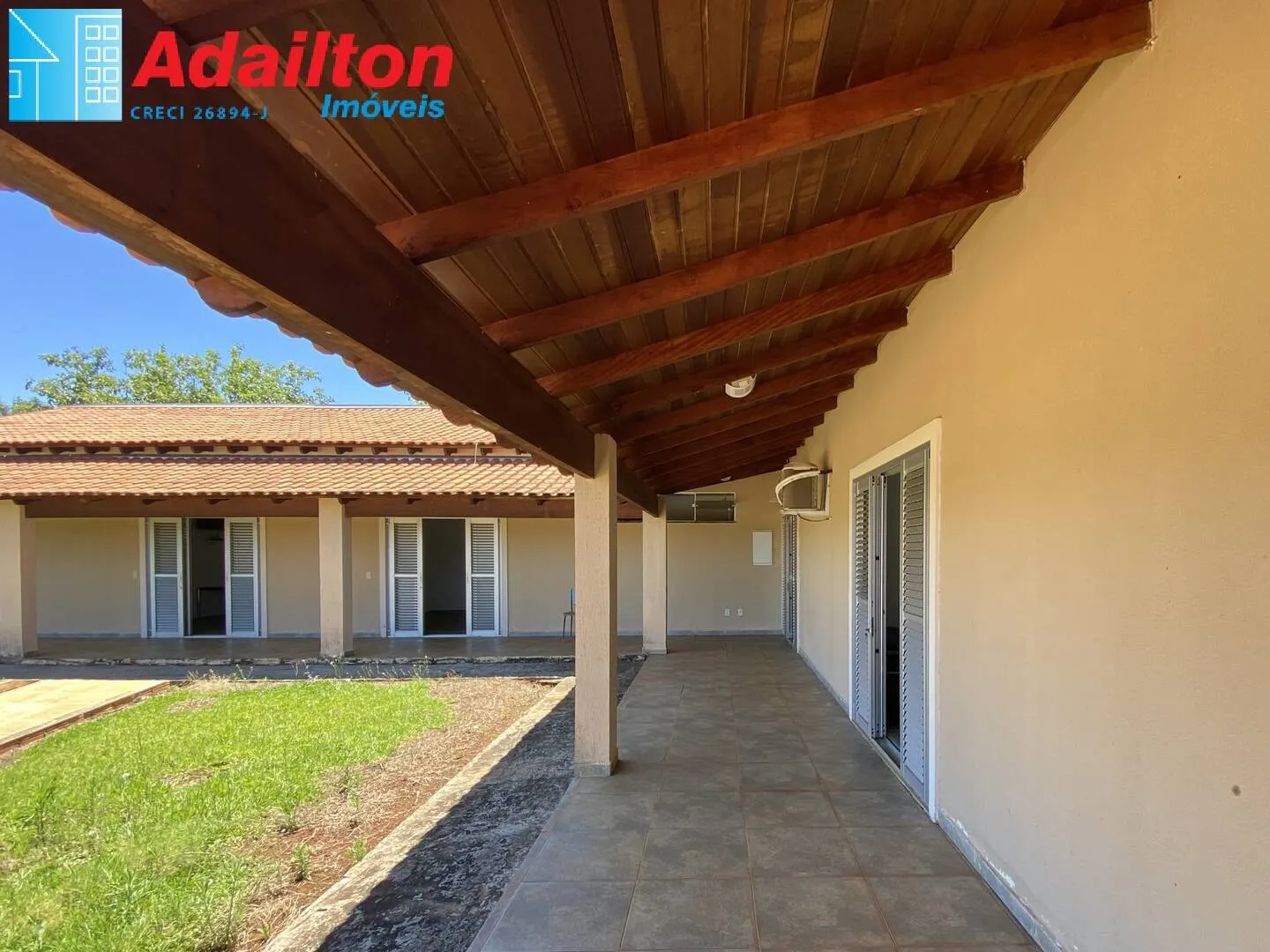 Country home for sale of 2,000 m² in Piraju, SP, Brazil