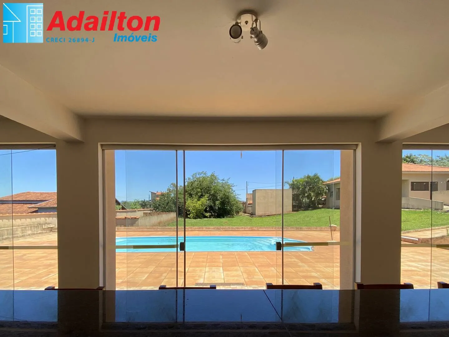 Country home for sale of 2,000 m² in Piraju, SP, Brazil