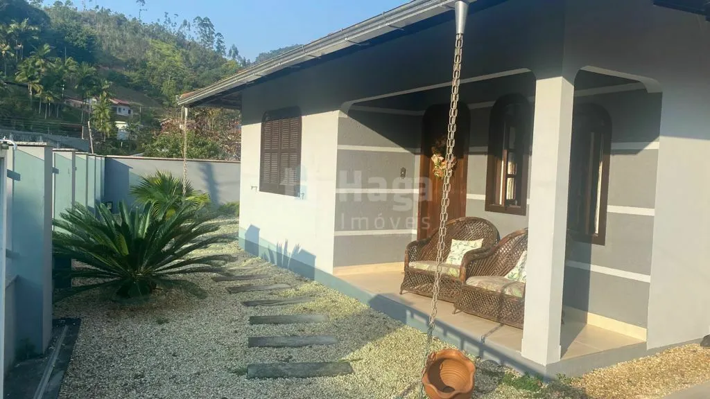 Casa à venda de 3.159 m² em Brusque, SC, Brasil