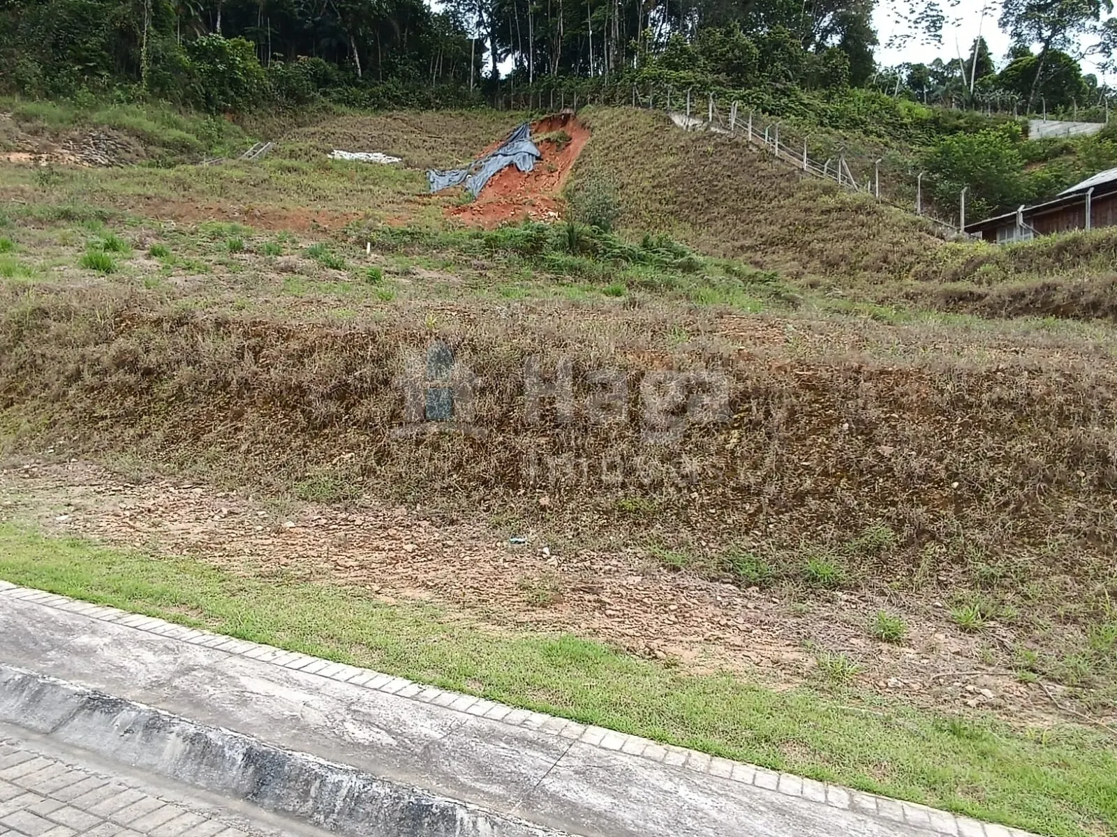Terreno à venda de 248 m² em Brusque, SC, Brasil