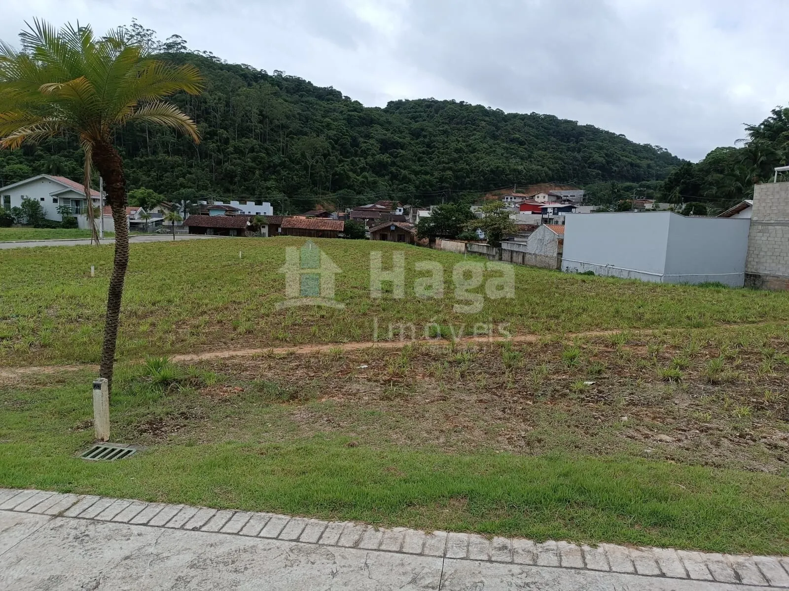 Terreno à venda de 248 m² em Brusque, SC, Brasil