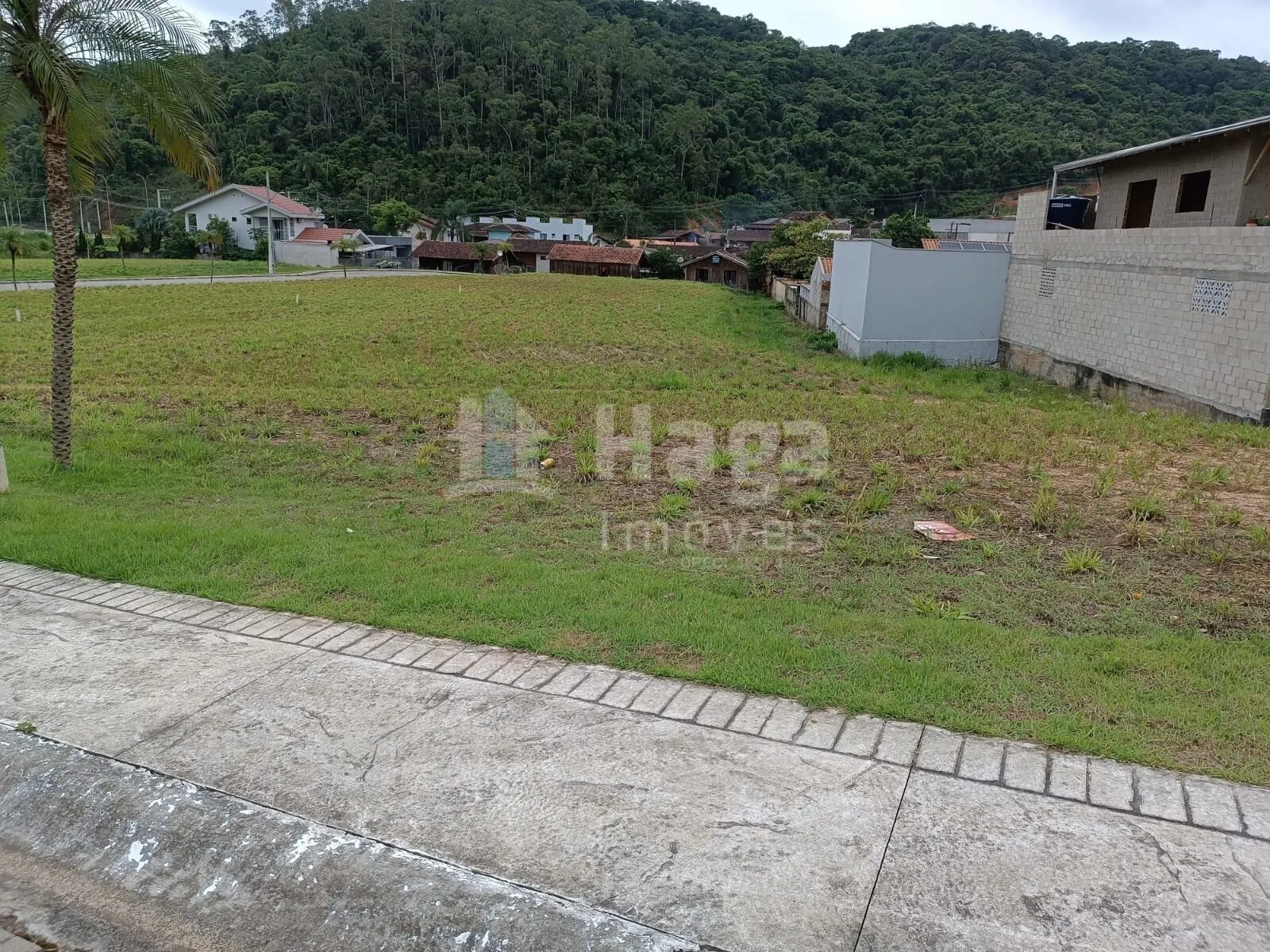 Terreno à venda de 248 m² em Brusque, SC, Brasil