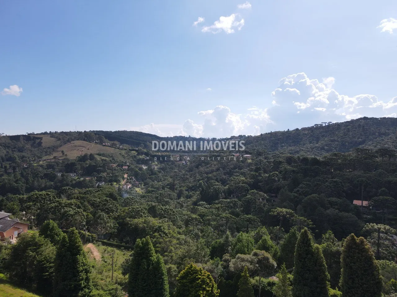 Plot for sale of 1,480 m² in Campos do Jordão, SP, Brazil