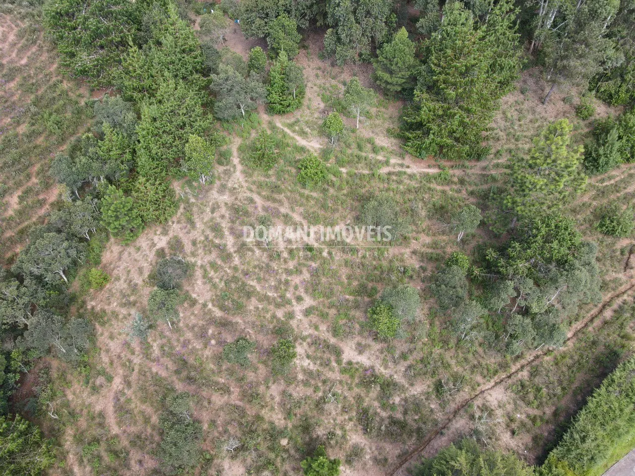 Plot for sale of 1,480 m² in Campos do Jordão, SP, Brazil