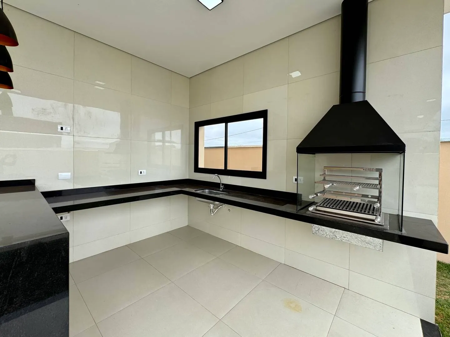 Casa à venda de 450 m² em Paranapanema, SP, Brasil