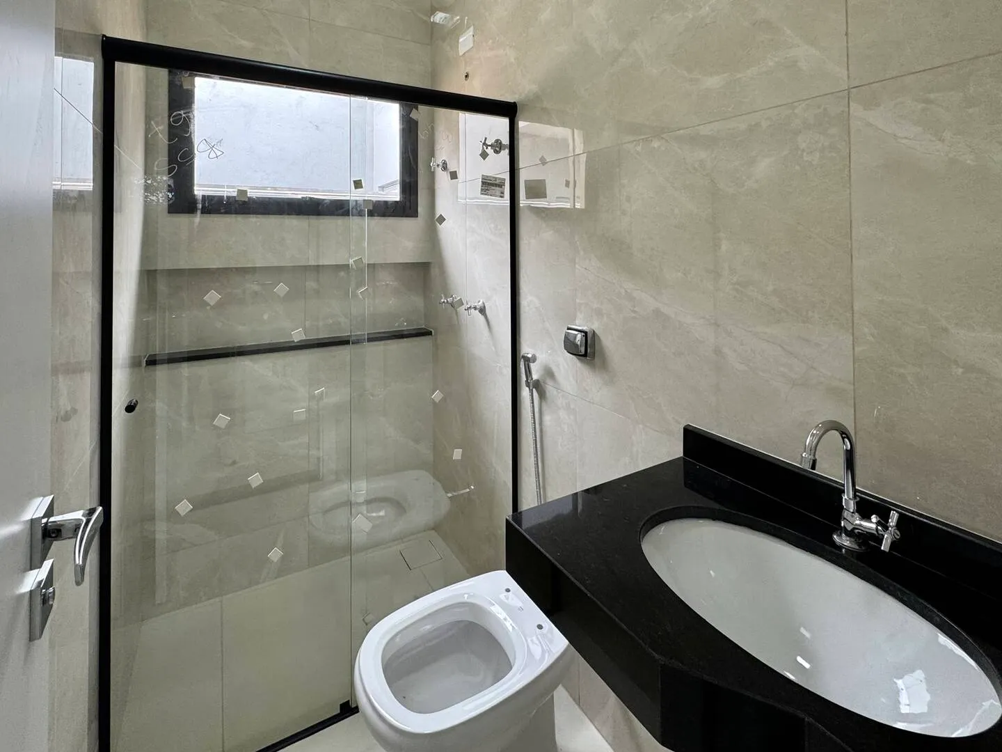 Casa à venda de 450 m² em Paranapanema, SP, Brasil