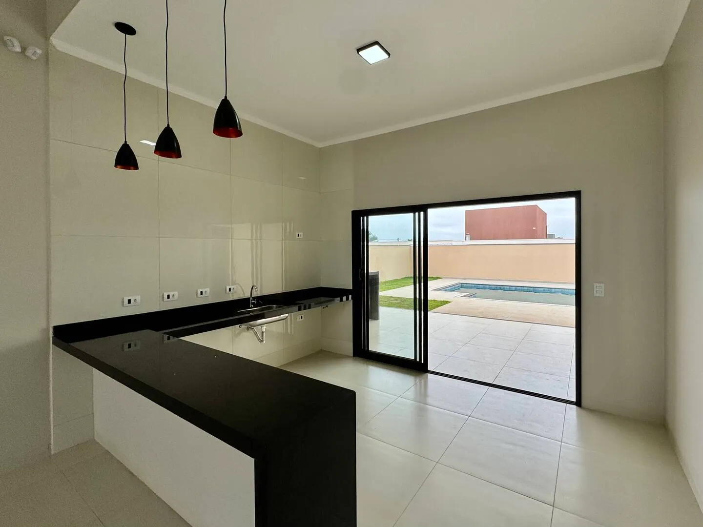 Casa à venda de 450 m² em Paranapanema, SP, Brasil