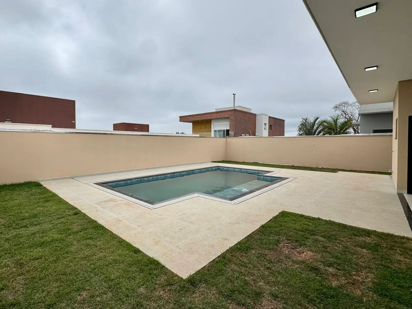 Casa à venda de 450 m² em Paranapanema, SP, Brasil