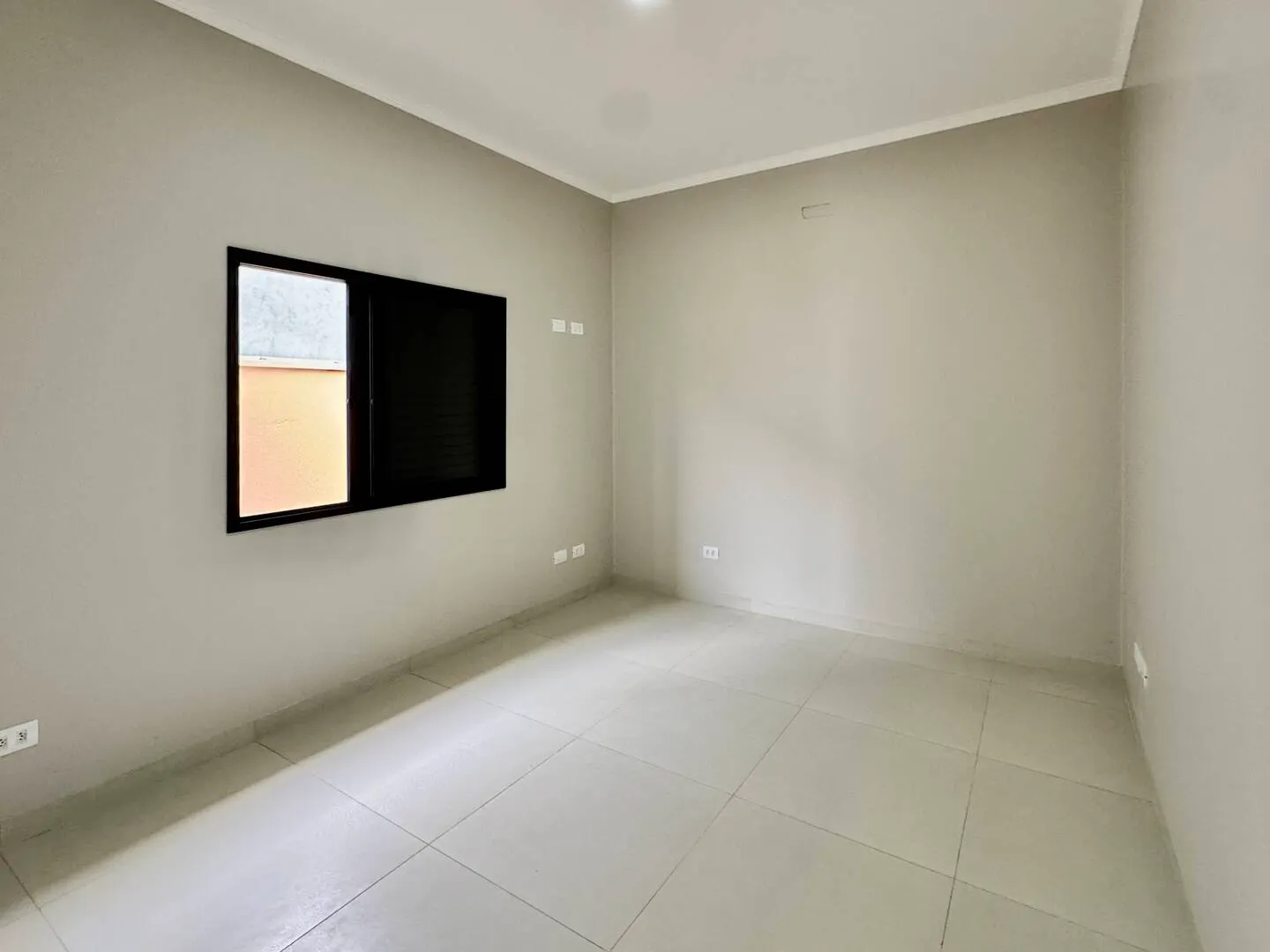 Casa à venda de 450 m² em Paranapanema, SP, Brasil