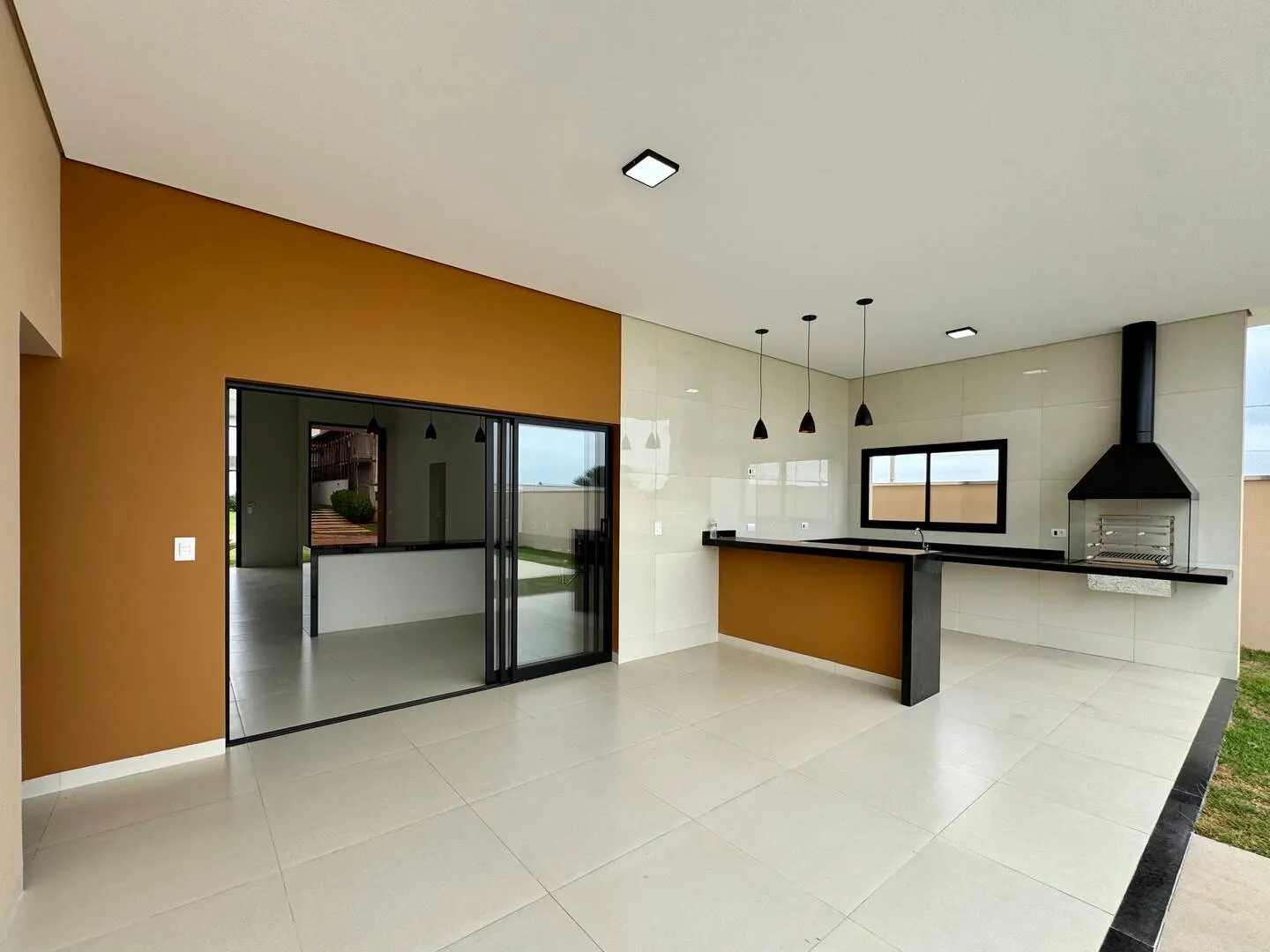 Casa à venda de 450 m² em Paranapanema, SP, Brasil