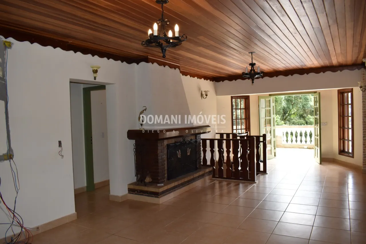 Casa à venda de 3.450 m² em Campos do Jordão, SP, Brasil